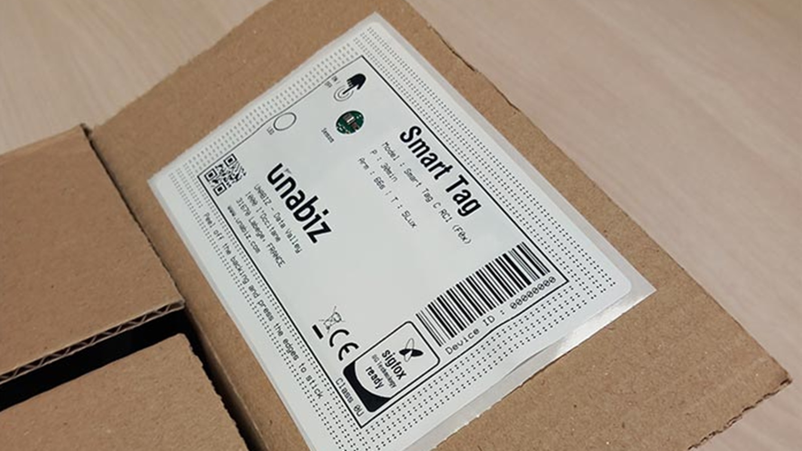 UnaBiz SmarTag: Ultra-Thin Adhesive Asset Tracking Device for Enhanced Asset Visibility